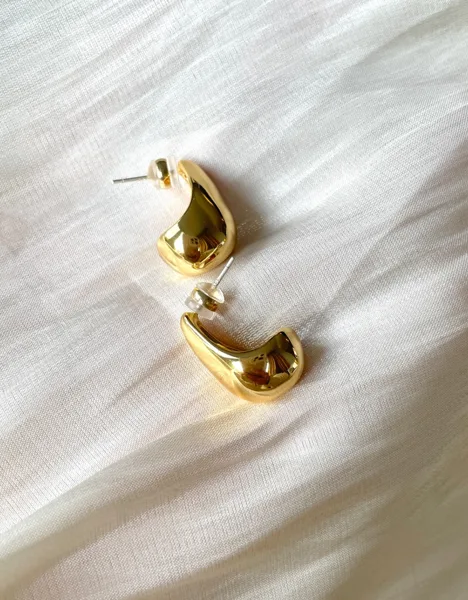 Golden Teardrop Earrings, photo 3