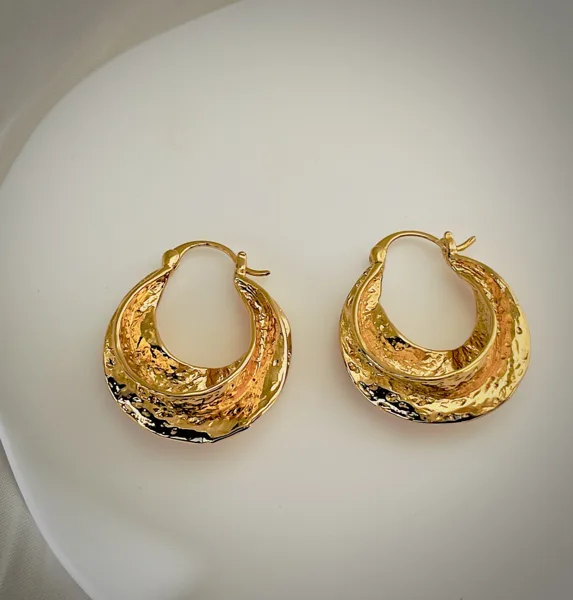 Aurora Curve Earrings, photo 8