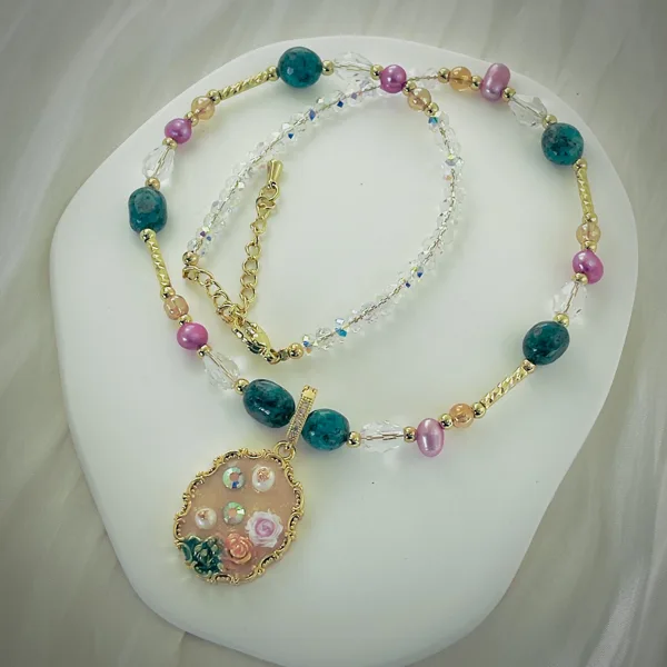 Pearl & Flower Pendant Necklace